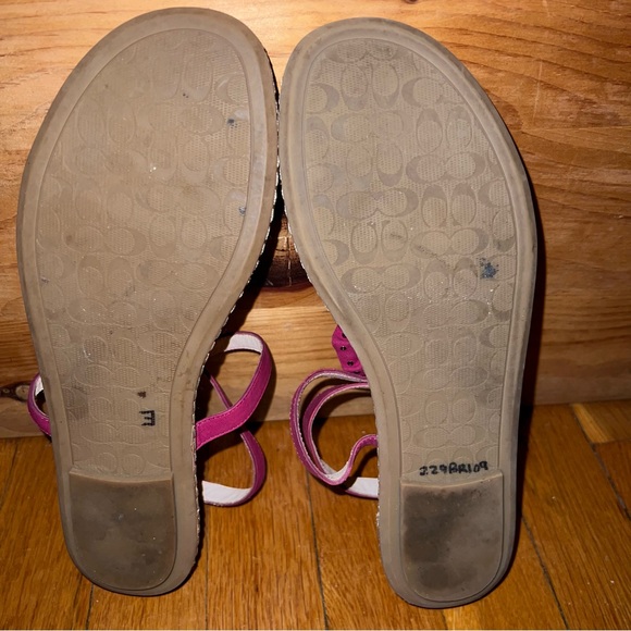 Coach Sandals Rose Flowers with Rivets. Excellent condition - Picture 5 of 6